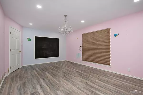 Mcallen, TX 78501,3205 N 36th ST