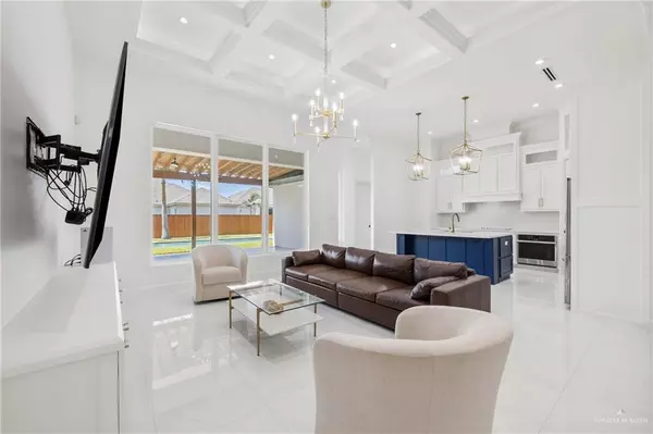 Mcallen, TX 78503,916 E Jersey Meadow AVE