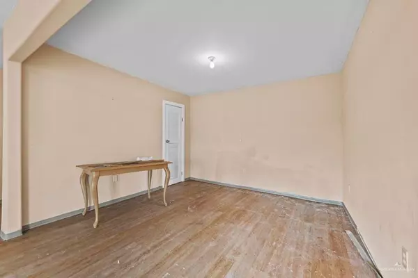 Mcallen, TX 78501,2122 W Hackberry AVE