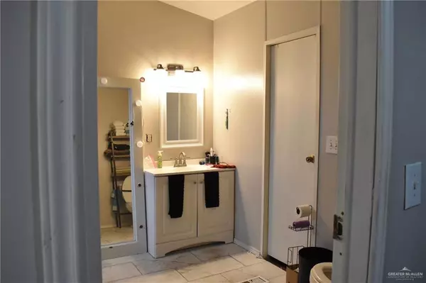 Edinburg, TX 78542,6209 Poinsettia ST