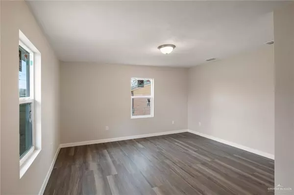 Mercedes, TX 78570,856 S Vermont AVE