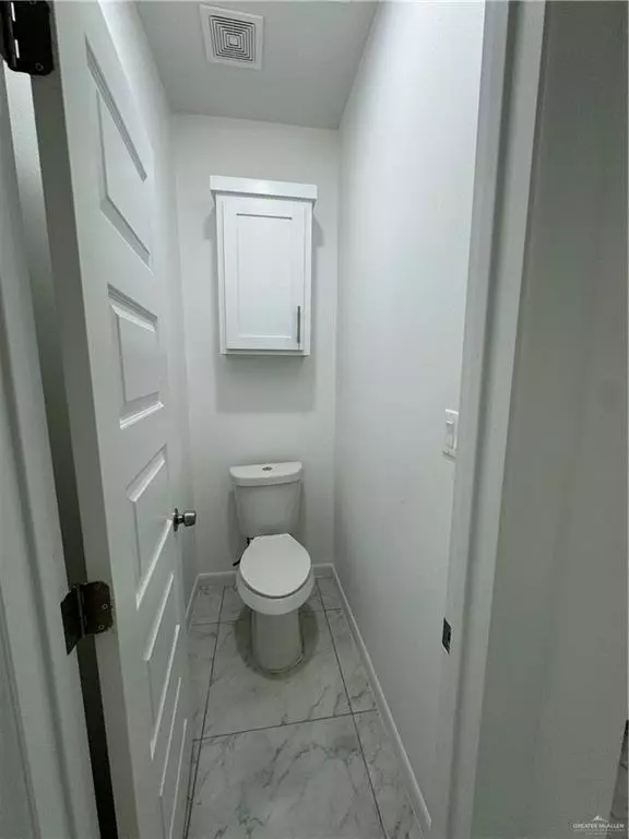 Edinburg, TX 78541,913 N Blair AVE #3