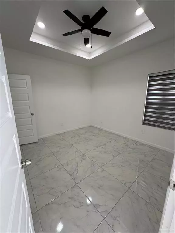 Edinburg, TX 78541,913 N Blair AVE #3