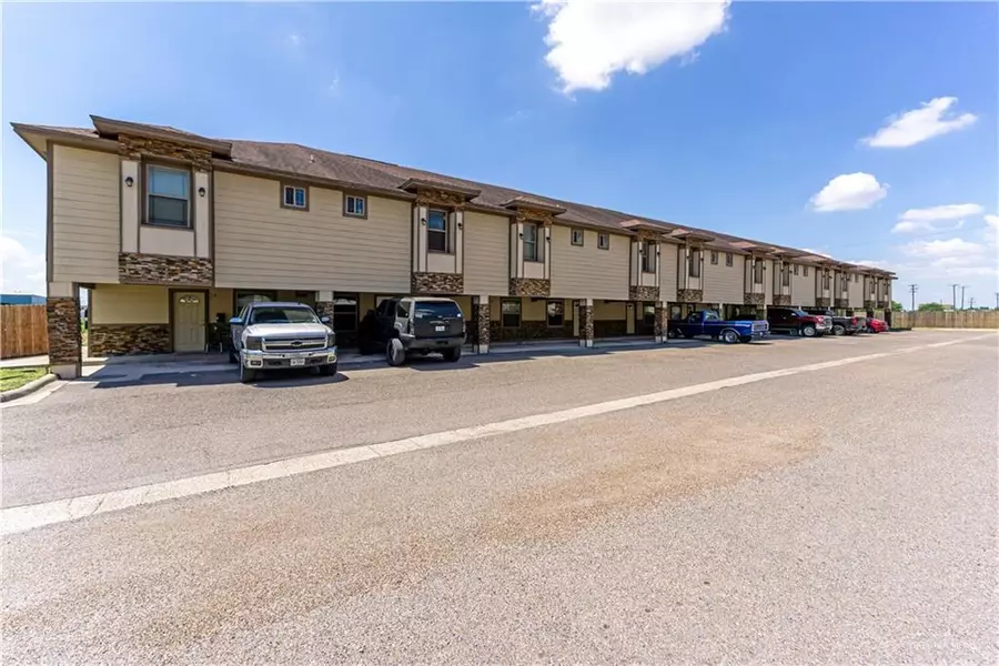 1500 Hummingbird CT #6, Pharr, TX 78577