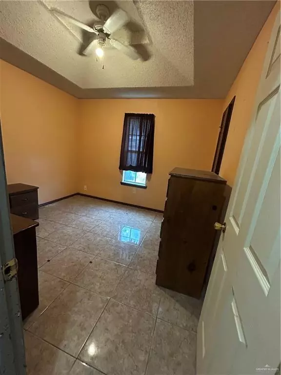 Alton, TX 78573,1910 N Oak ST