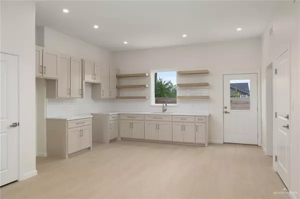 San Juan, TX 78589,1202 N Lincoln AVE