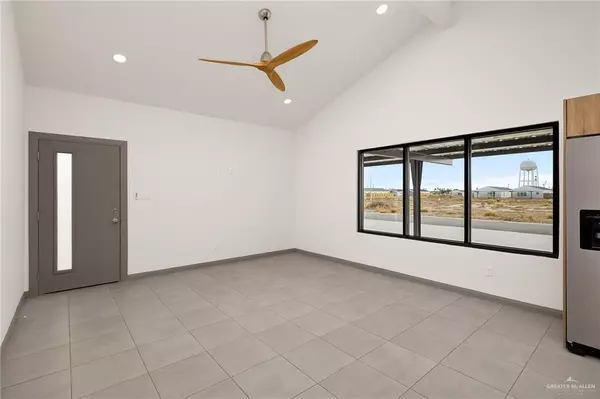 Weslaco, TX 78596,2609 Woodpecker #1