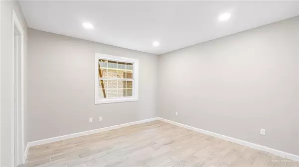 Mcallen, TX 78503,712 W Toronto AVE #1