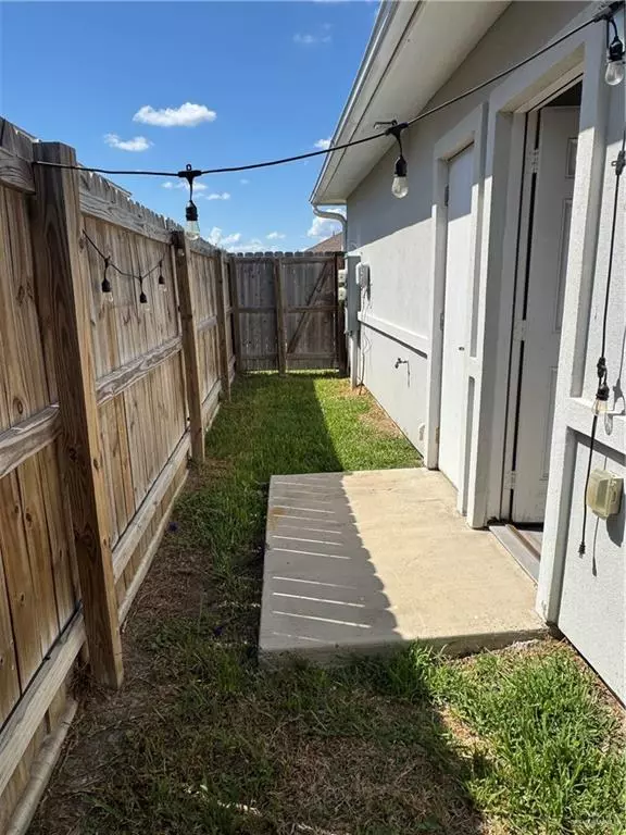 Edinburg, TX 78539,408 Carlisle AVE #3