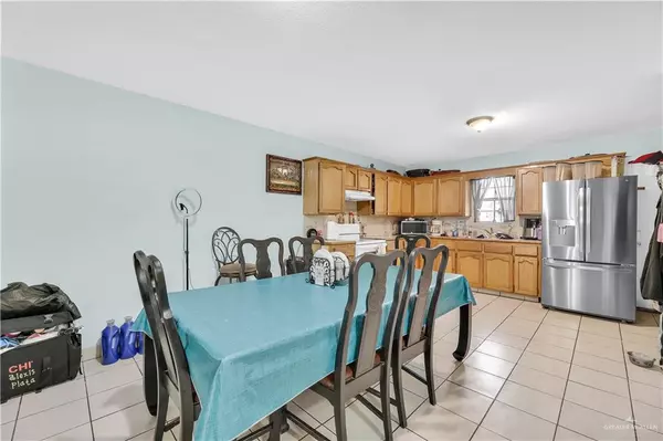 Mission, TX 78573,220 N Waxahachie ST