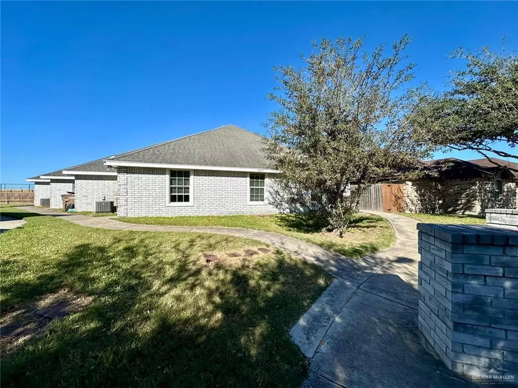 Edinburg, TX 78539,4307 W La Guardia LN #4