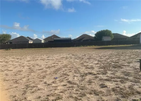 Rio Grande City, TX 78582,204 Paradise ST