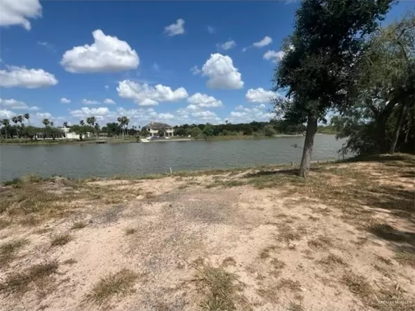 Progreso Lakes, TX 78596,844 Lion Lake DR