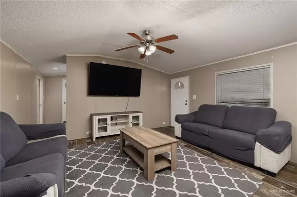 Weslaco, TX 78596,2901 Longhorn DR