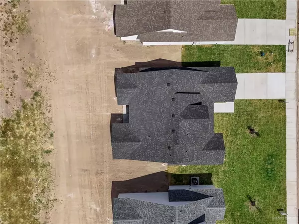 Combes, TX 78550,17993 Redwood ST