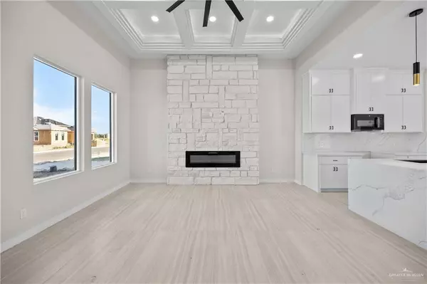 Edinburg, TX 78542,5805 N Playa Del Sol ST