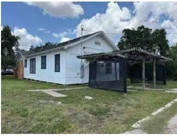 Kingsville, TX 78363,431 W King AVE