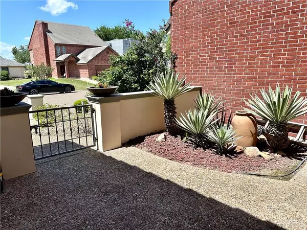 Mission, TX 78572,203 San Saba ST