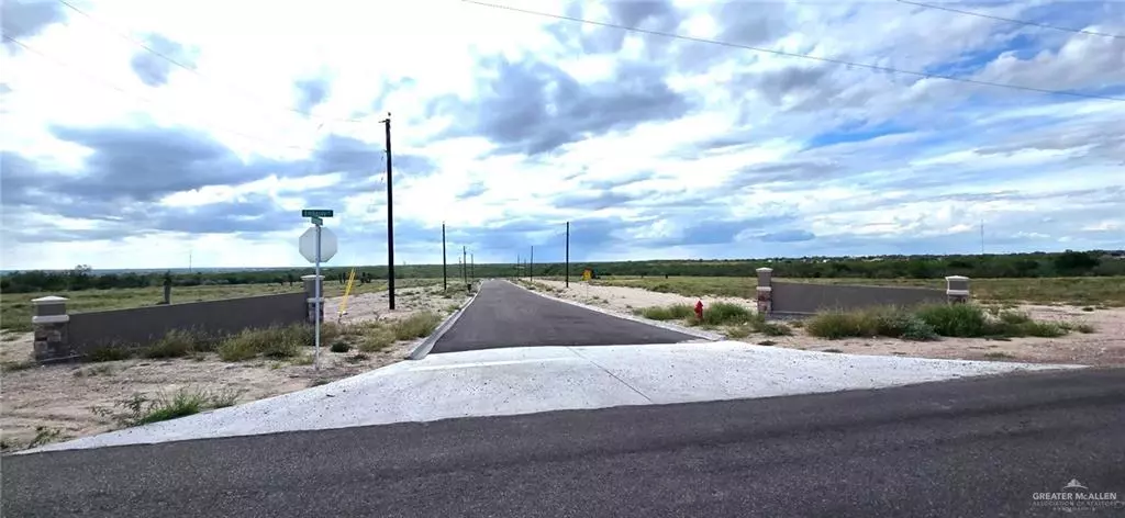 Rio Grande City, TX 78582,1 Embassy ST