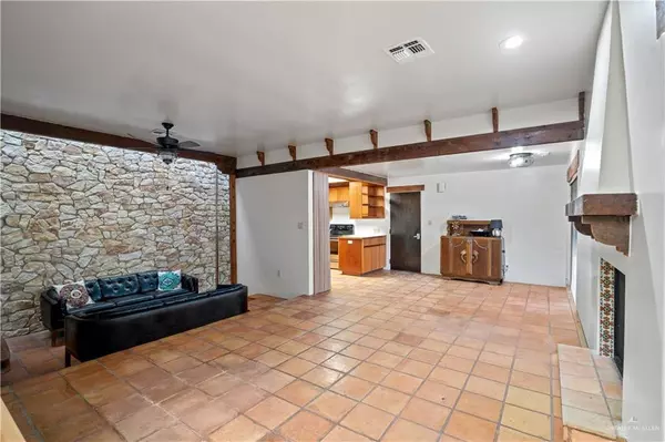 Weslaco, TX 78599,1000 S Border AVE