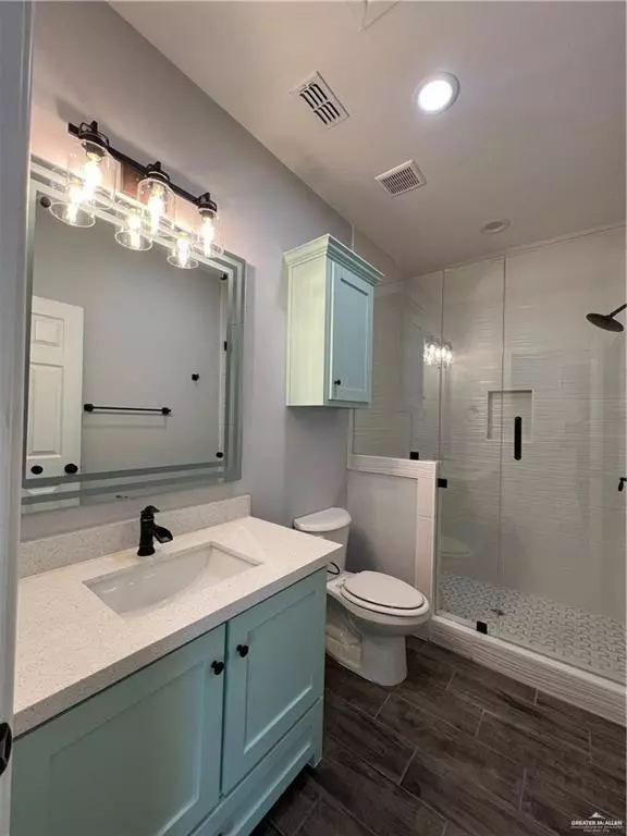 Mission, TX 78573,1009 Magnolia ST