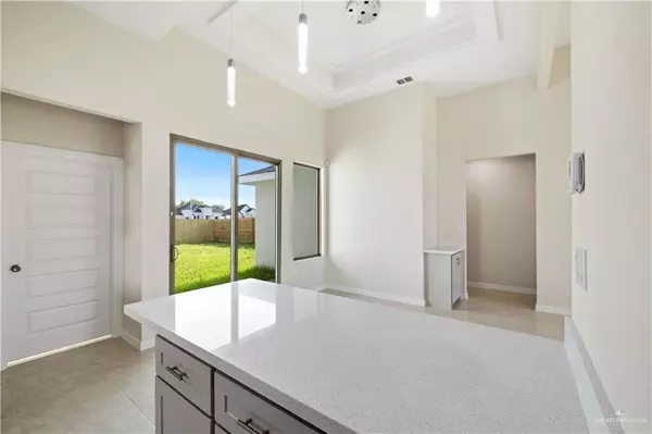 San Juan, TX 78589,1209 E Evergreen AVE