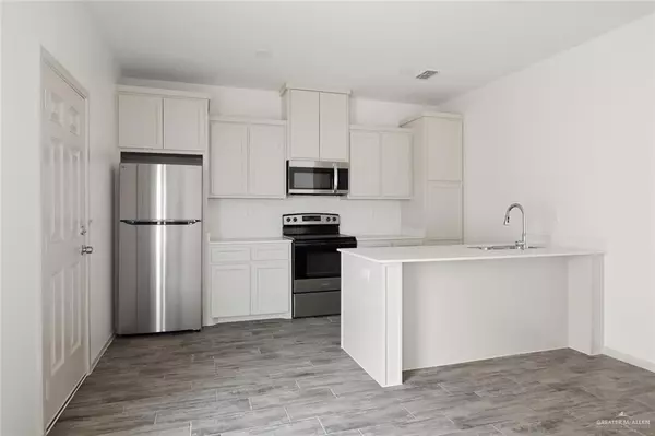 Alamo, TX 78516,1308 Valle Vista ST #2