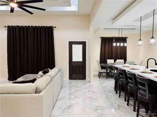 Edinburg, TX 78542,5941 Cardiff AVE