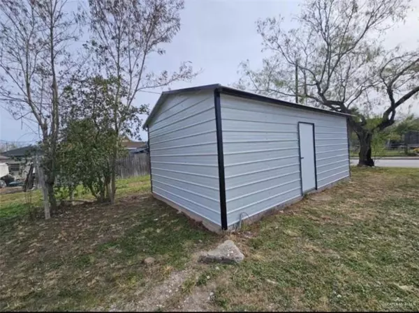 Weslaco, TX 78596,300 N Illinois AVE