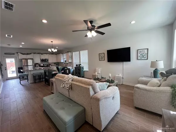 Weslaco, TX 78599,3218 El Paso DR
