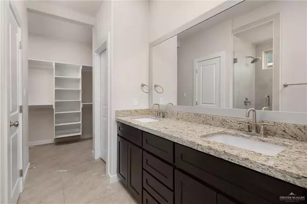 Weslaco, TX 78596,2113 Cardinal DR