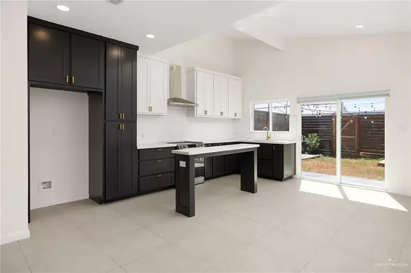 Mcallen, TX 78501,211 N 28th ST