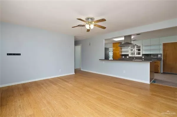 Weslaco, TX 78596,1001 W 7th ST