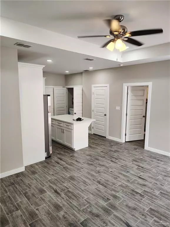 Weslaco, TX 78596,3209 Briggs RD
