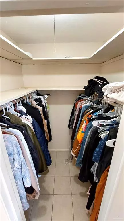 Brownsville, TX 78520,1944 W University BLVD #1B