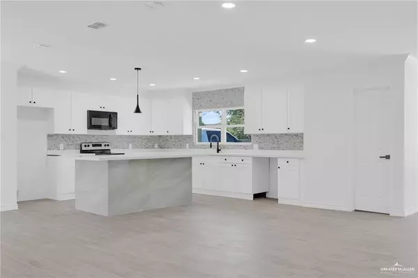 San Juan, TX 78589,412 W 10th ST