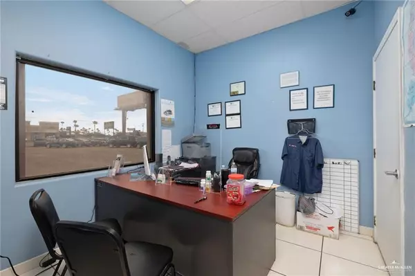 Pharr, TX 78577,1522 US Highway 281