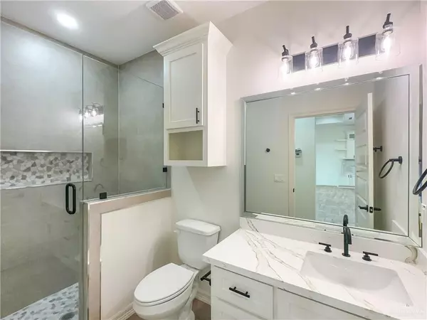 Mission, TX 78573,811 Magnolia ST