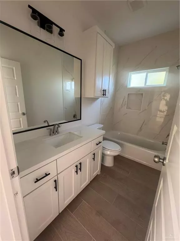 Edinburg, TX 78542,2208 E San Andrea ST #1