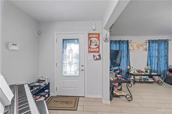 Edinburg, TX 78542,3018 Owen DR