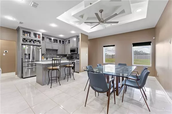 Sullivan City, TX 78595,426 Falcon ST