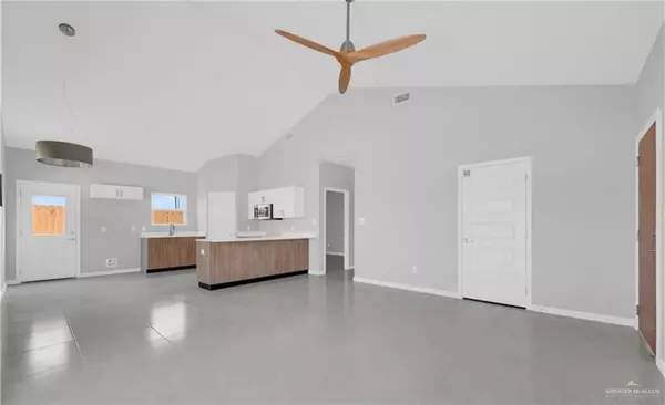 Weslaco, TX 78596,612 Oriole RD #2