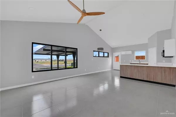 Weslaco, TX 78596,700 Oriole RD #2