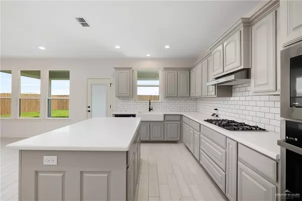 Edinburg, TX 78542,1441 E Silos AVE