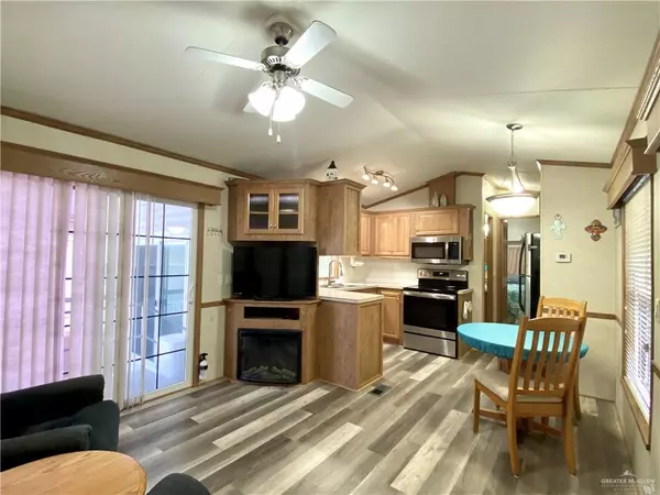 Mission, TX 78572,1523 E Daytona DR