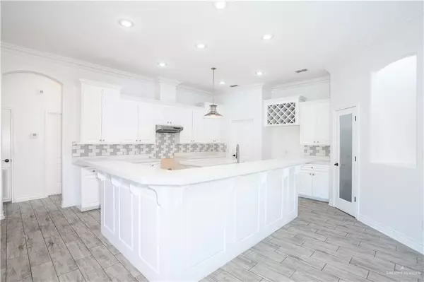 Weslaco, TX 78596,609 Chrysolite DR