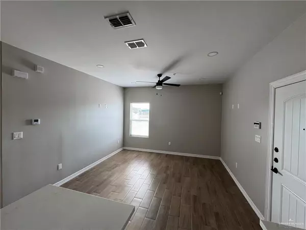 Mission, TX 78572,806 Ragland RD #1