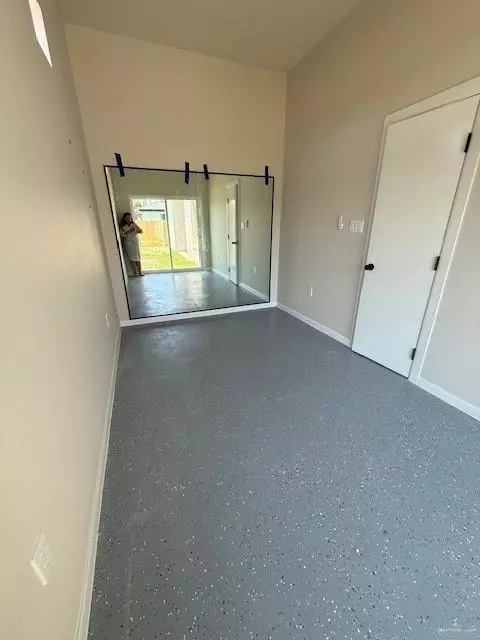 Mcallen, TX 78504,8007 N 48th LN