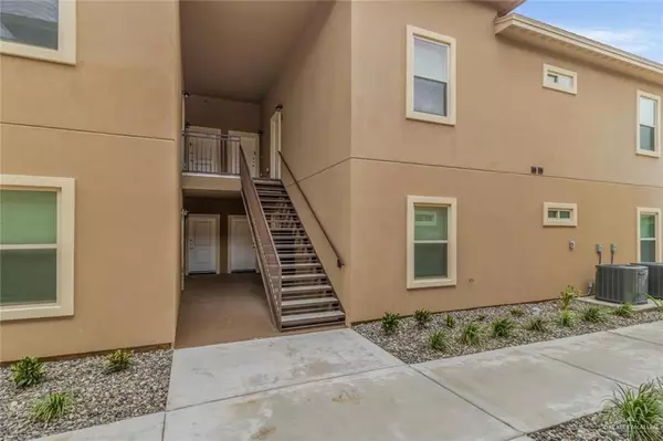 Mcallen, TX 78504,900 E Redbud AVE #15B8