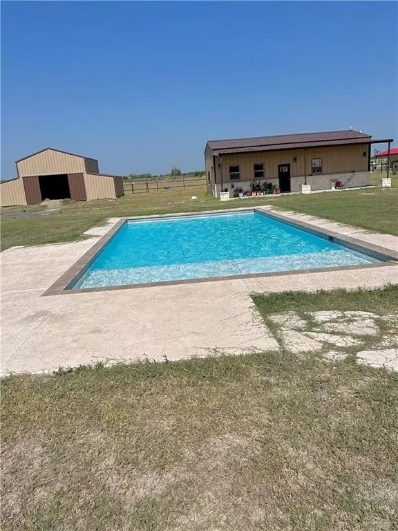 Weslaco, TX 78596,404 N J Hernandez ST